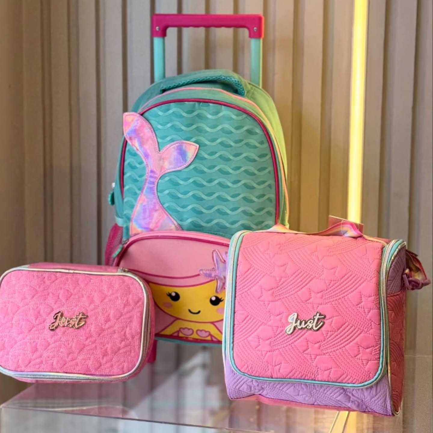 KIT ESCOLAR COMPLETO 🎒