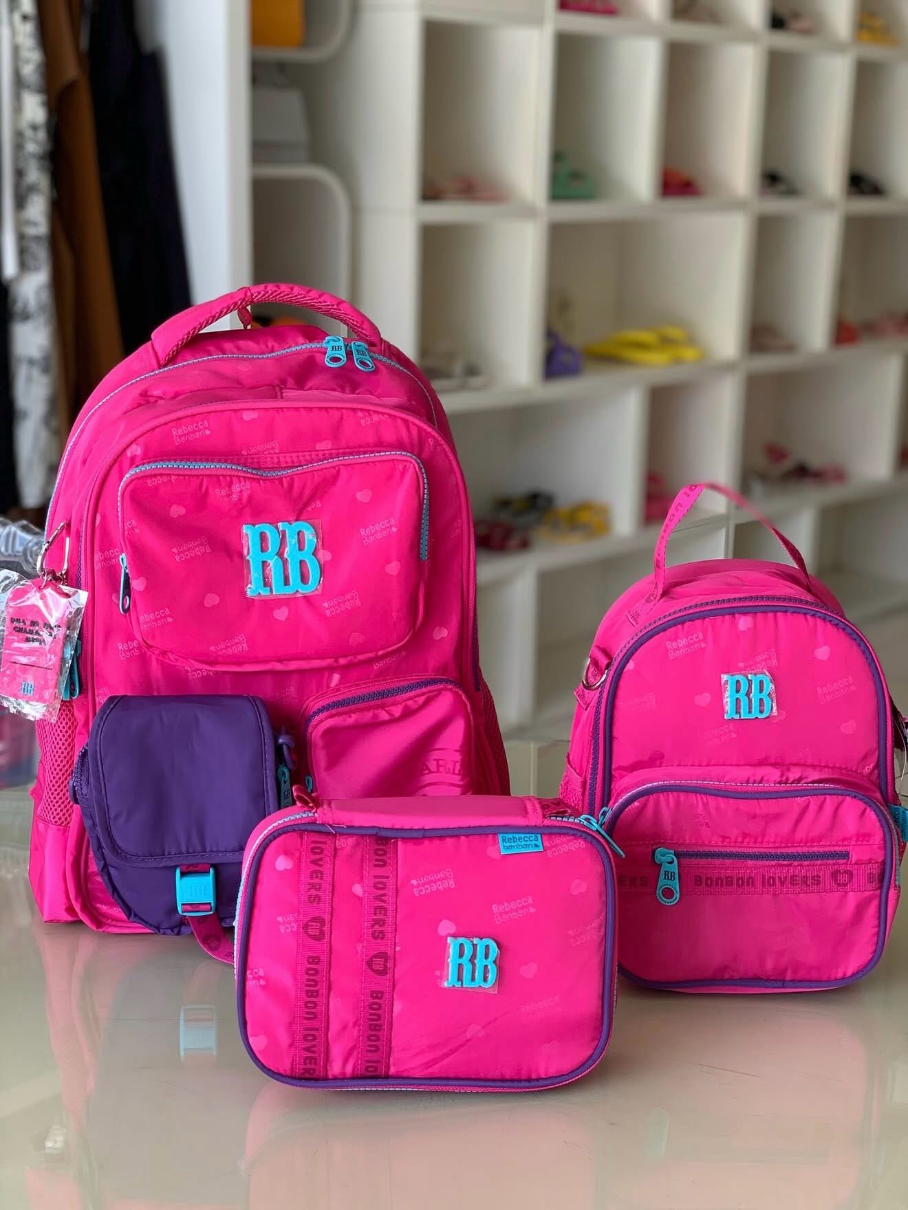 KIT ESCOLAR COMPLETO 🎒
