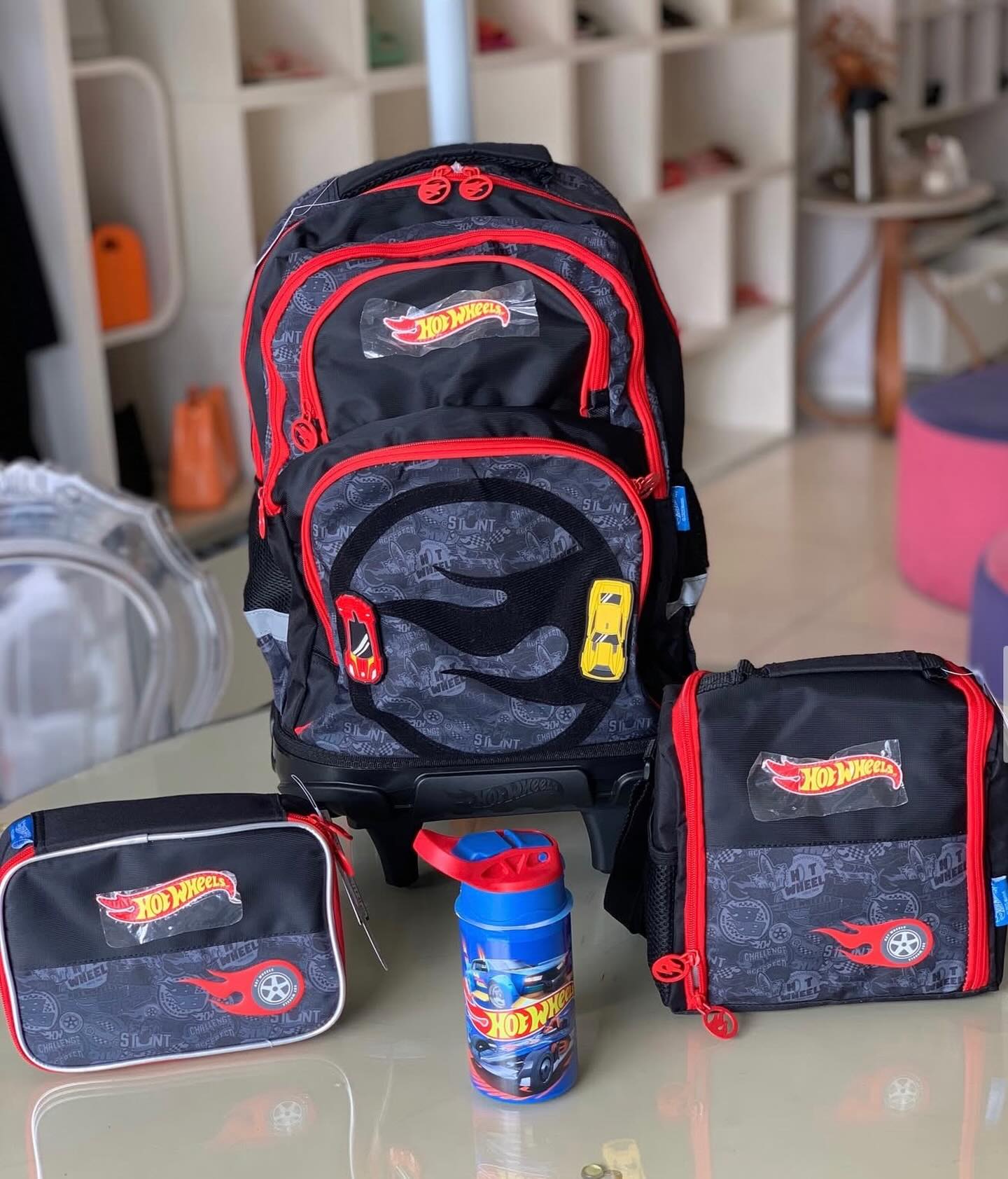 KIT ESCOLAR COMPLETO 🎒