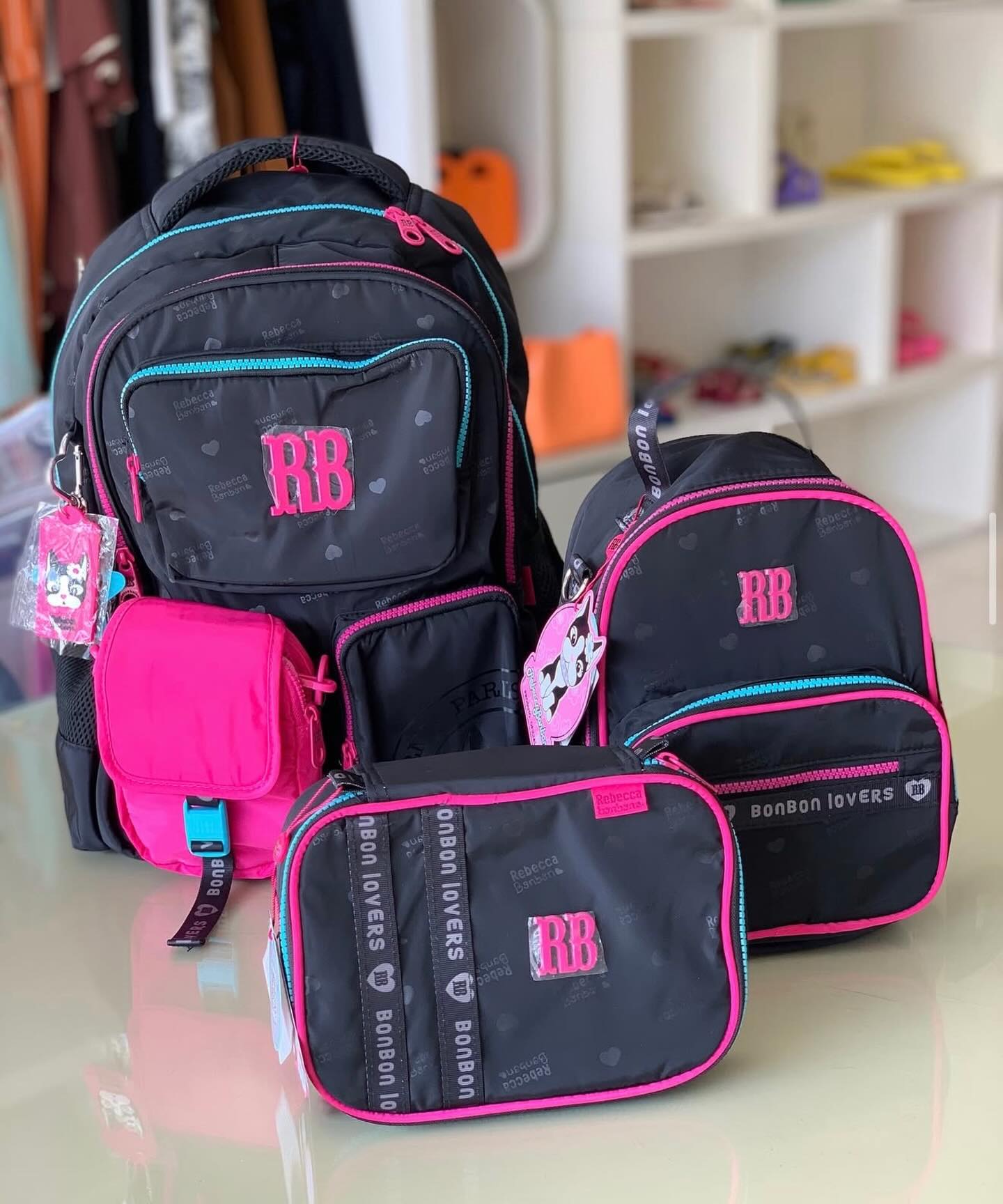 KIT ESCOLAR COMPLETO 🎒