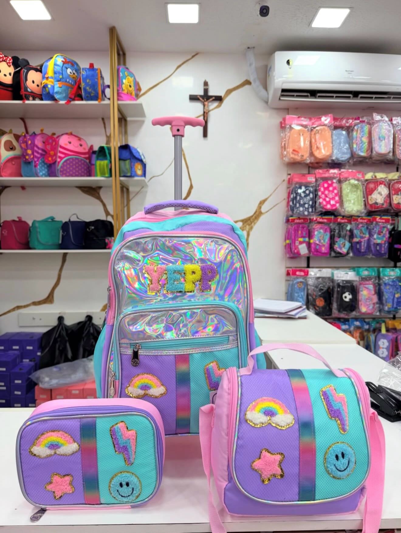 KIT ESCOLAR COMPLETO 🎒